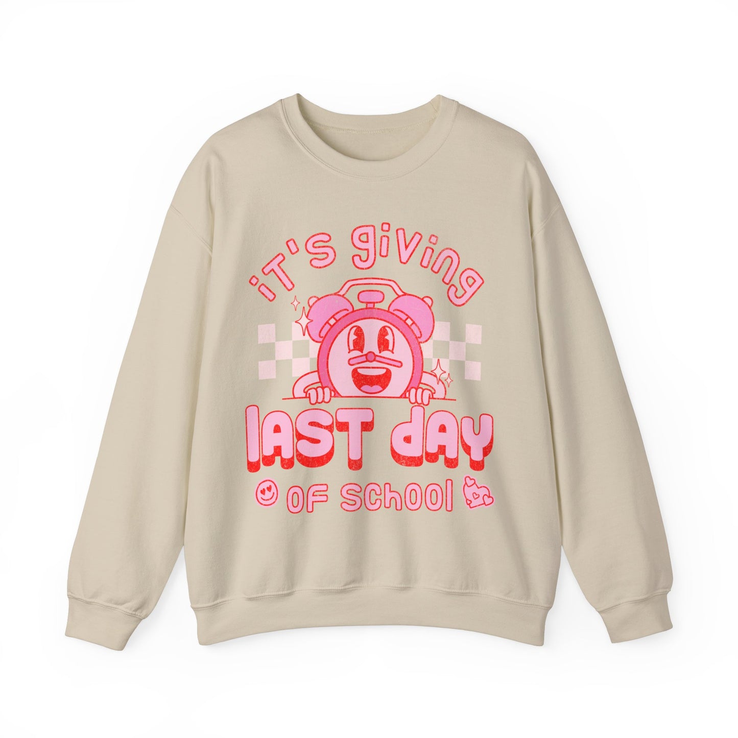 It's Giving Last Day of School - Unisex Heavy Blend™ Crewneck Sweatshirt