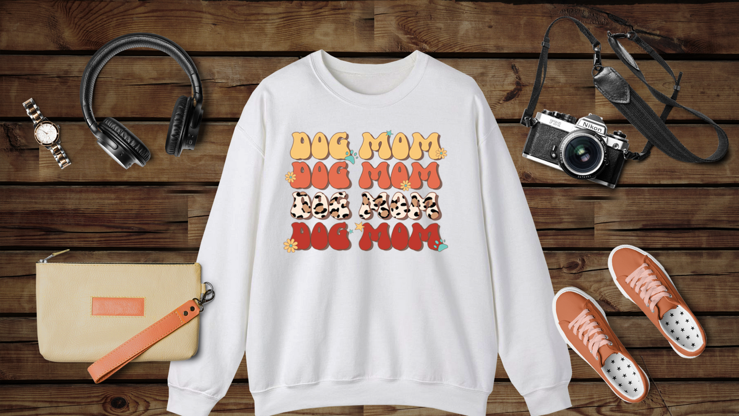 Dog Mom - Unisex Heavy Blend™ Crewneck Sweatshirt